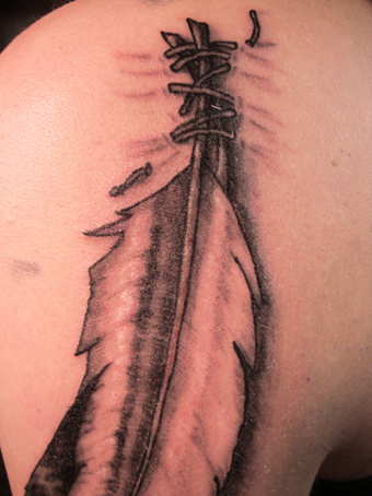 August 22 2010 Categories Black and Grey Tattoos Tags feather 